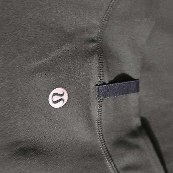 Lululemon Define Jacket Nulu Sz 8 Rainforest Green!! Slim Fit Hip Length. NWTS! - Picture 12 of 12